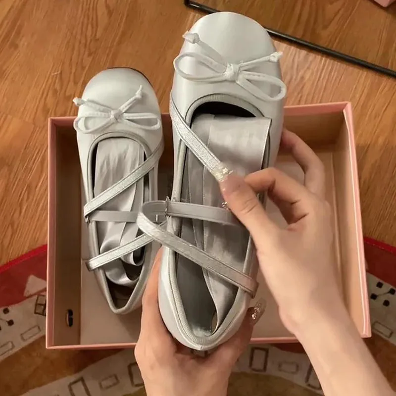 Hnzxzm New Designers Women Mary Jane Shoes Fashion Butterfly-knot Shallow Thick Heel Shoes Ladies Elegant Round Toe Pumps Shoes